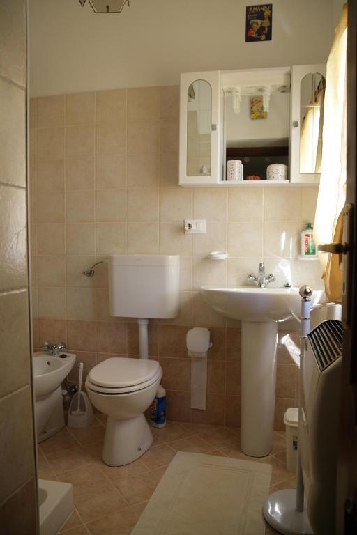 B&B Pisolo E I Persi Pien Roccasparvera Phòng bức ảnh