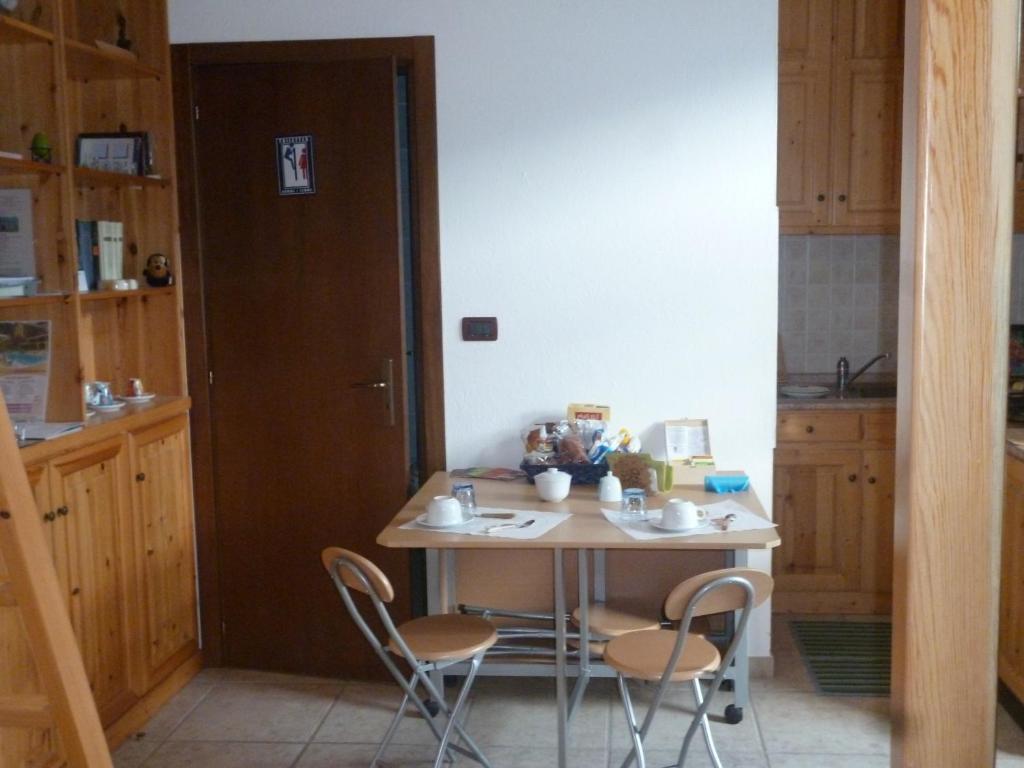 B&B Pisolo E I Persi Pien Roccasparvera Phòng bức ảnh